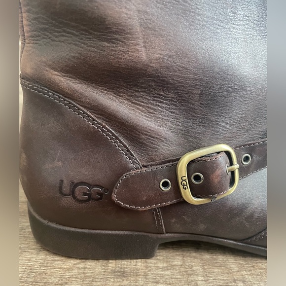 UGG BOOTS - Picture 3 of 8